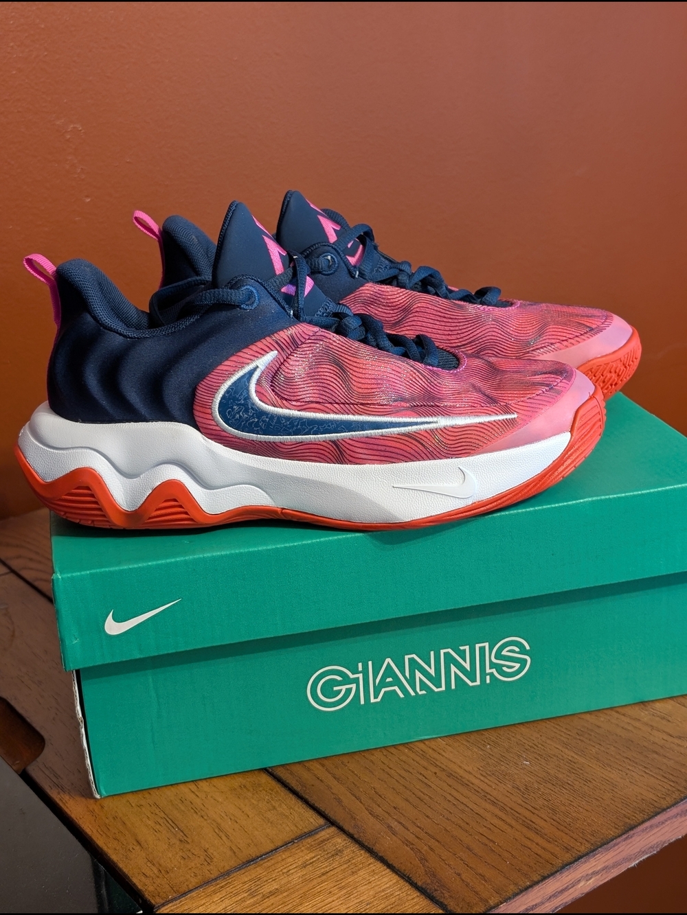 Nike Giannis Low Top Basketball Shoes - Pink/Blue Youth Size 4.5 Women's Size 6